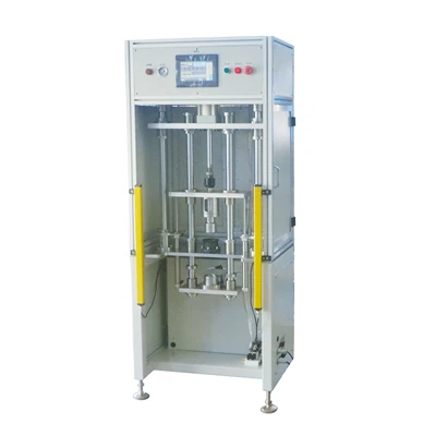 Macchina per l'alimentazione di celle a supercondensatore